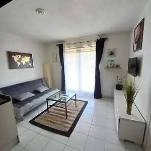 T2 Cabine Les Maures 200m , La Londe-les-Maures France