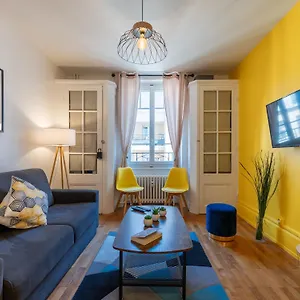 Le Dedieu - Hypercentre Garage Gratuit Wifi Netflix Amazon Prime , Villeurbanne France